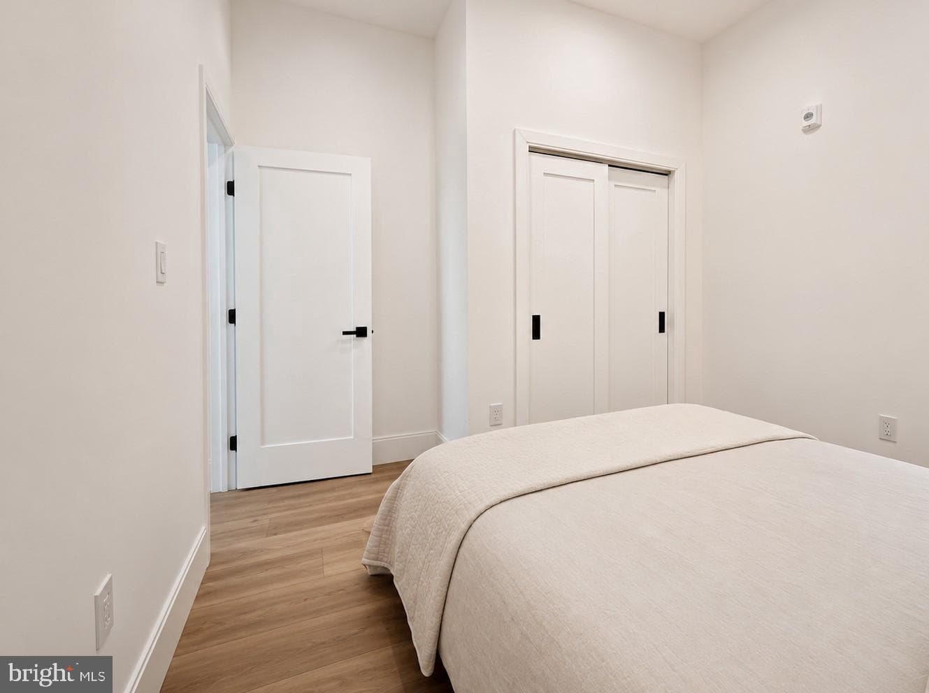 2517 Ontario Road NW #3 photo 11