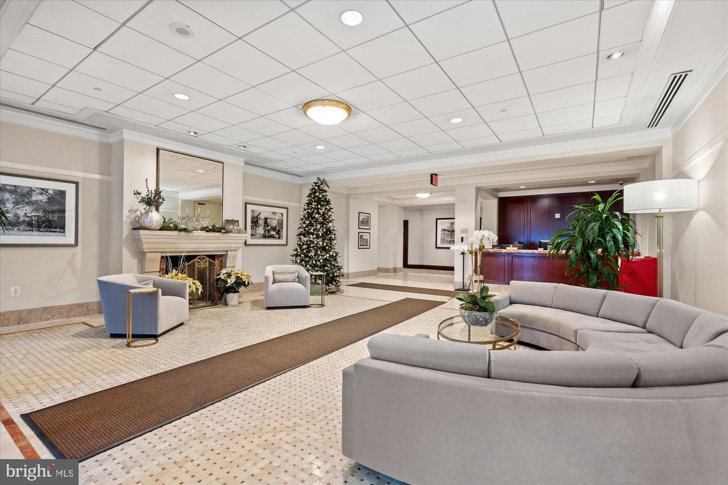 2425 L Street NW #324 photo 33
