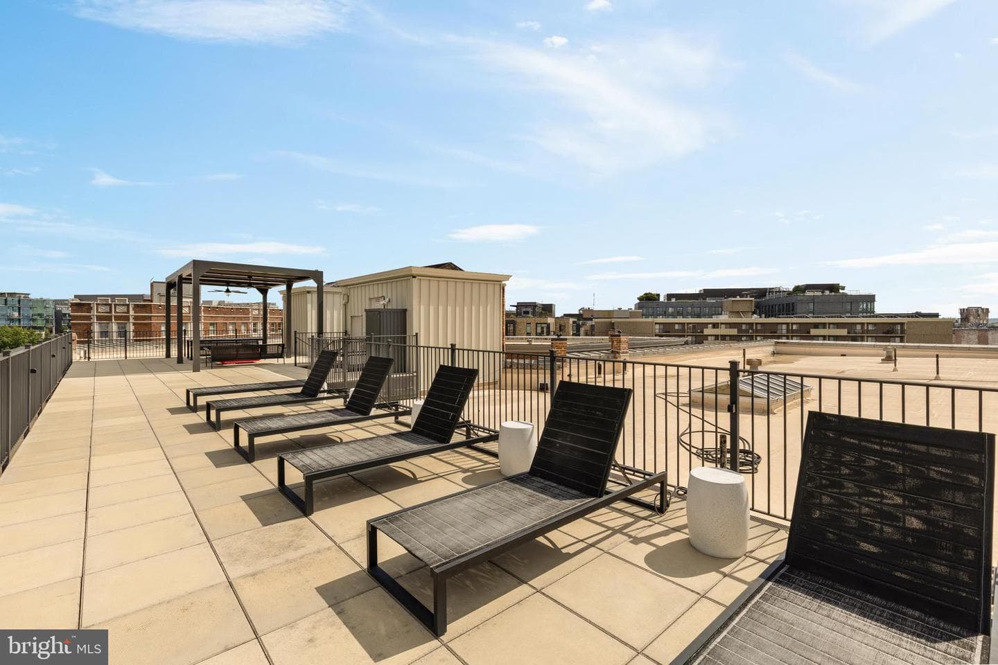 2039 New Hampshire Avenue NW #301 photo 35