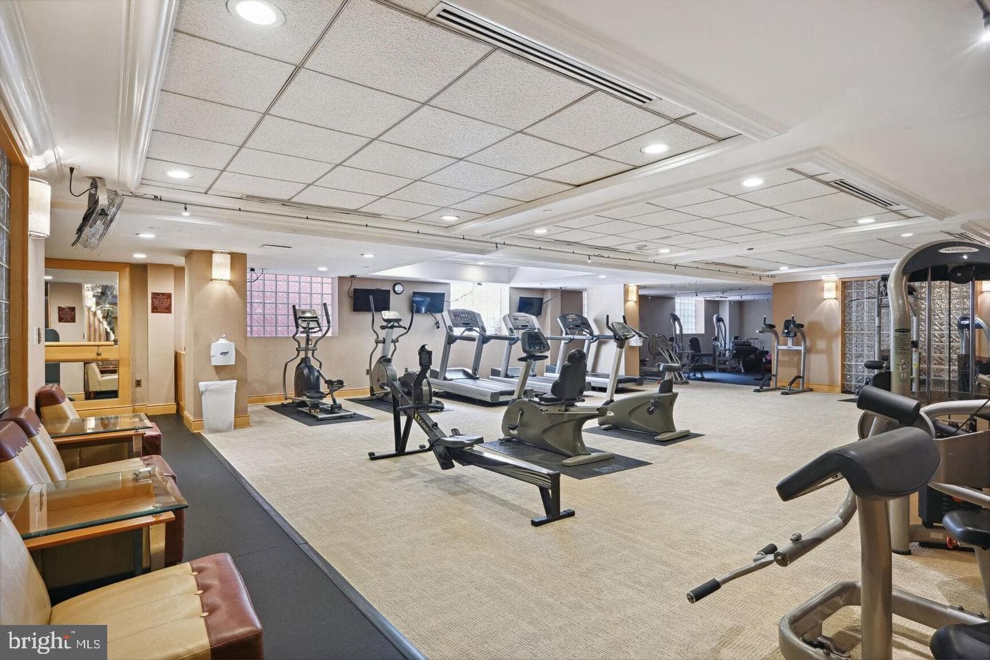 631 D Street NW #1129 photo 34