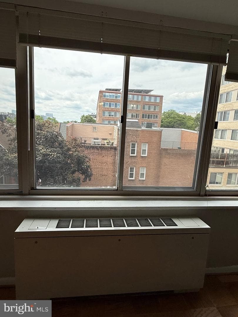 922 24th Street NW #412 photo 30