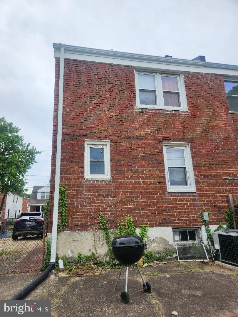 5514 C Street SE photo 3