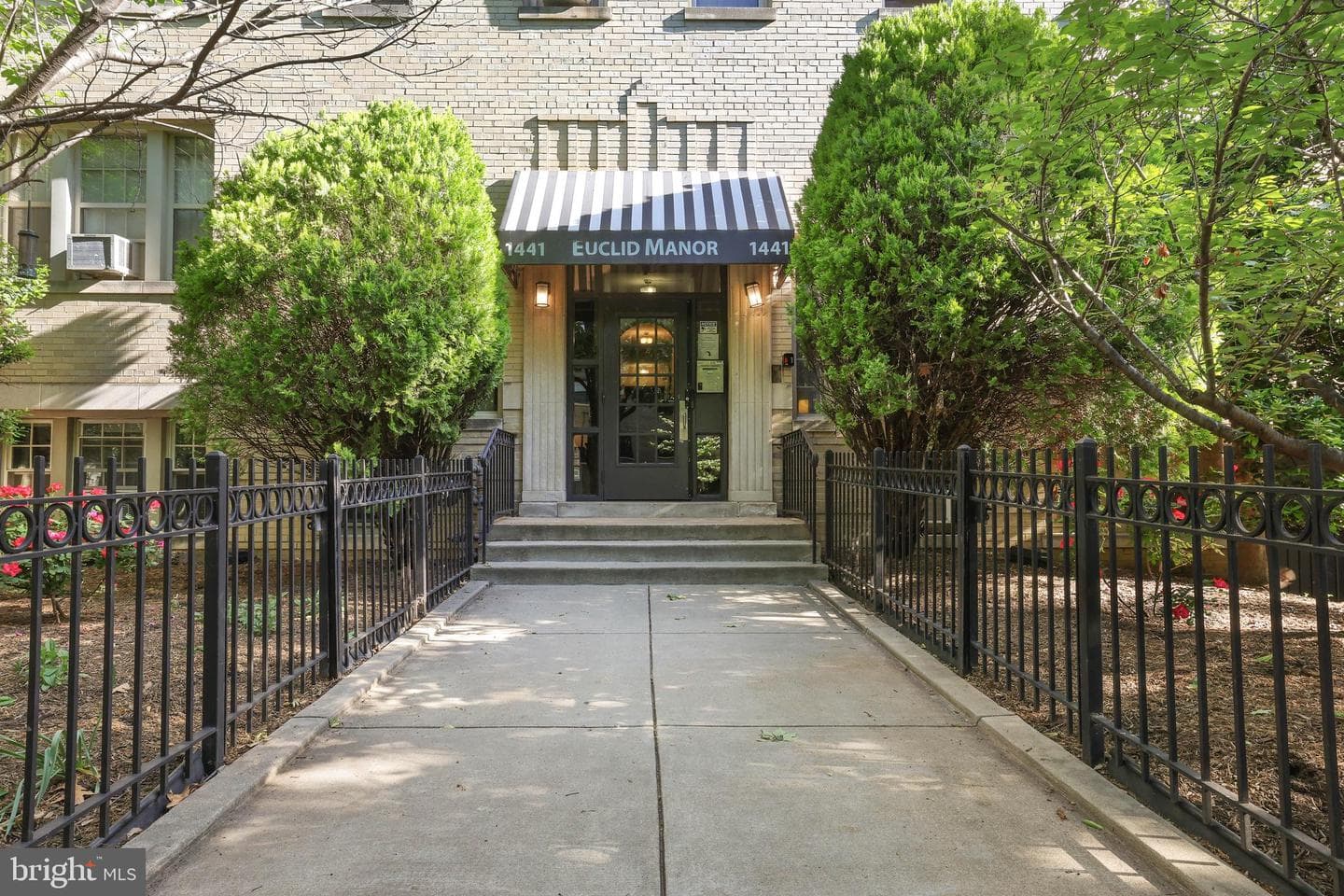 1441 Euclid Street NW #206 photo 17