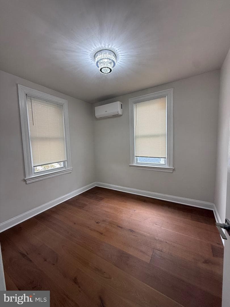 613 Roxboro Place NW photo 22