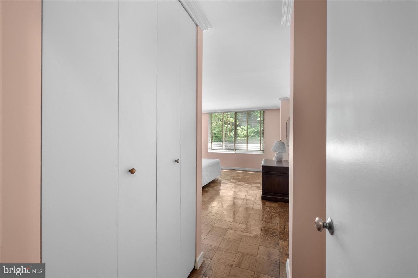 4100 Cathedral Avenue NW #717 photo 22