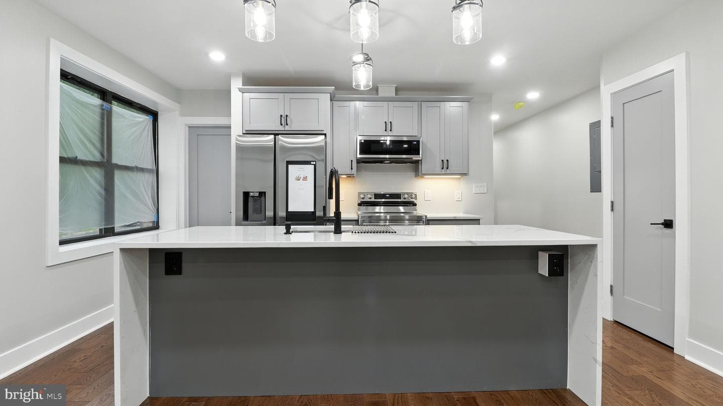 2256 High Street SE #1 photo 6