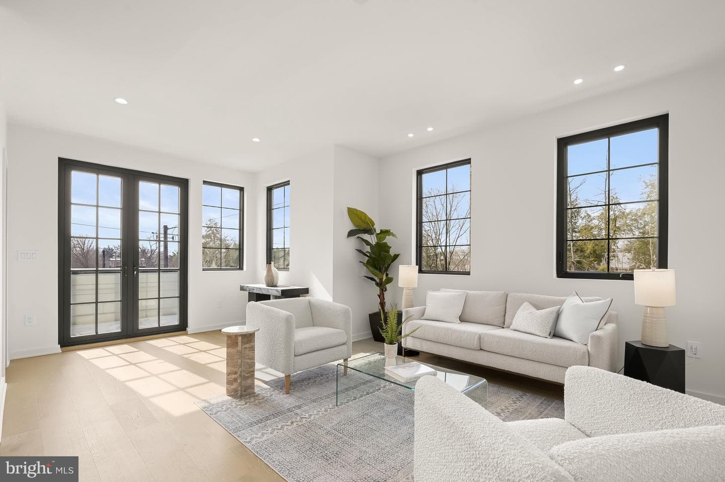 3554 T Street NW photo 40