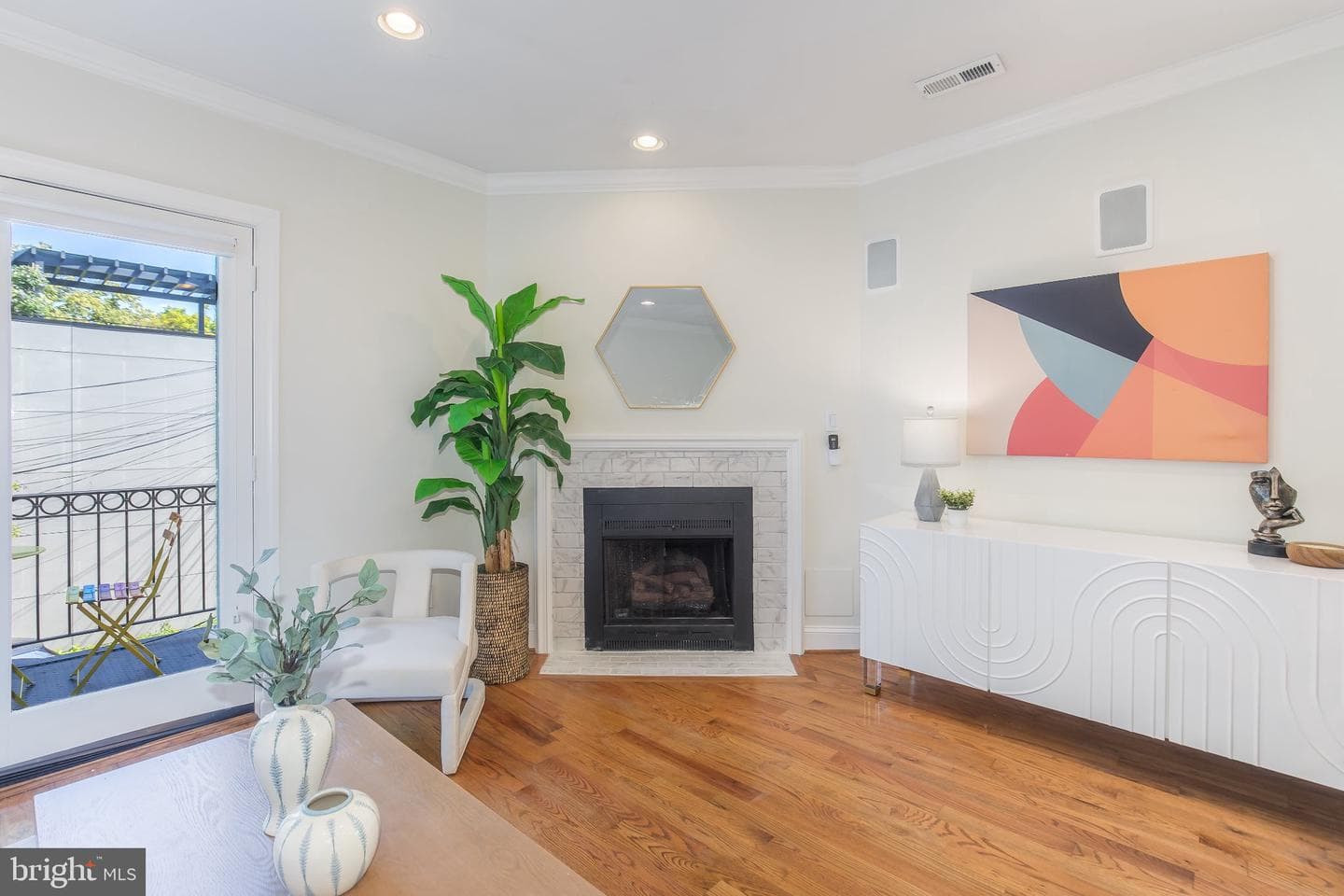 1116 C Street NE #202 photo 10