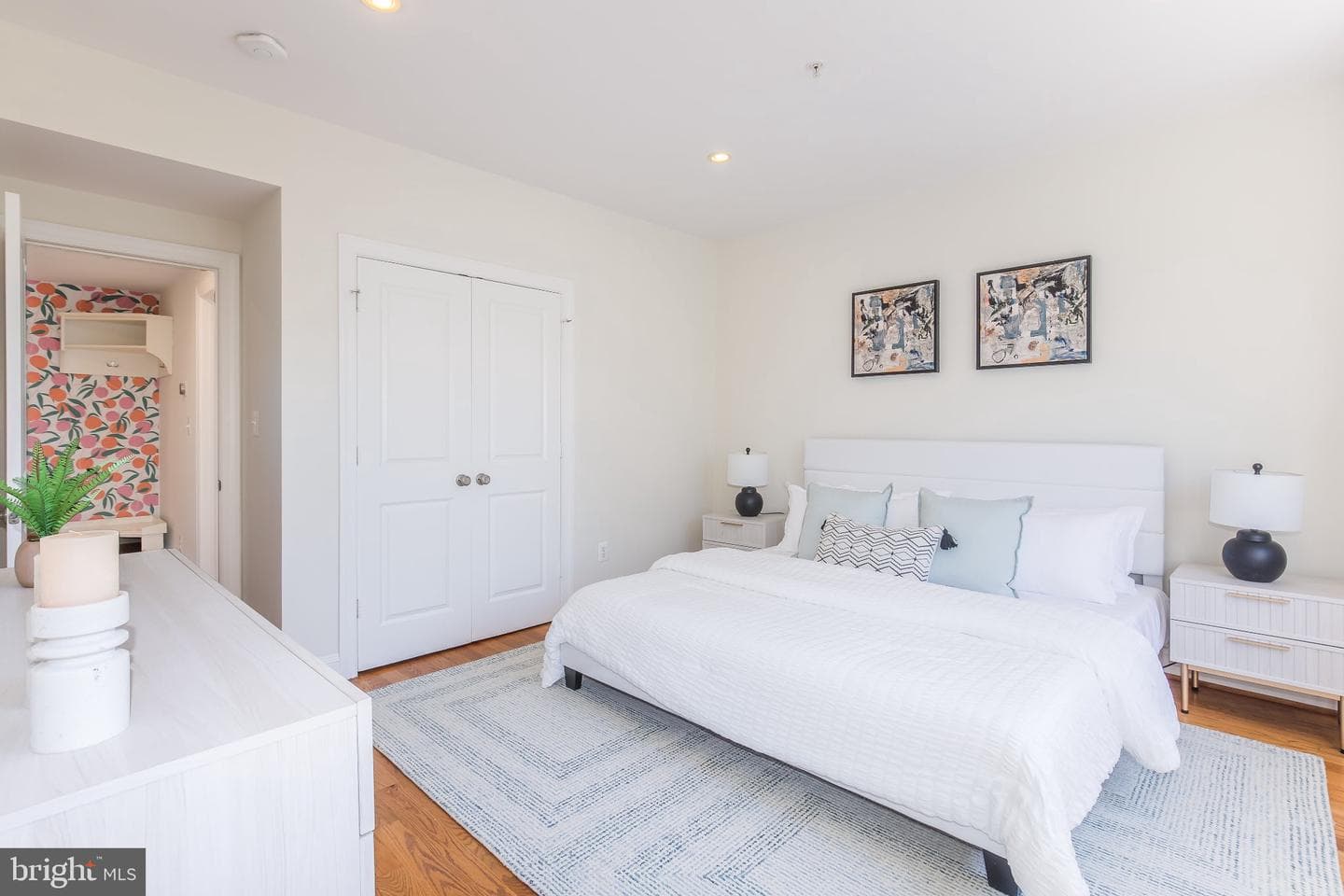 1116 C Street NE #202 photo 16