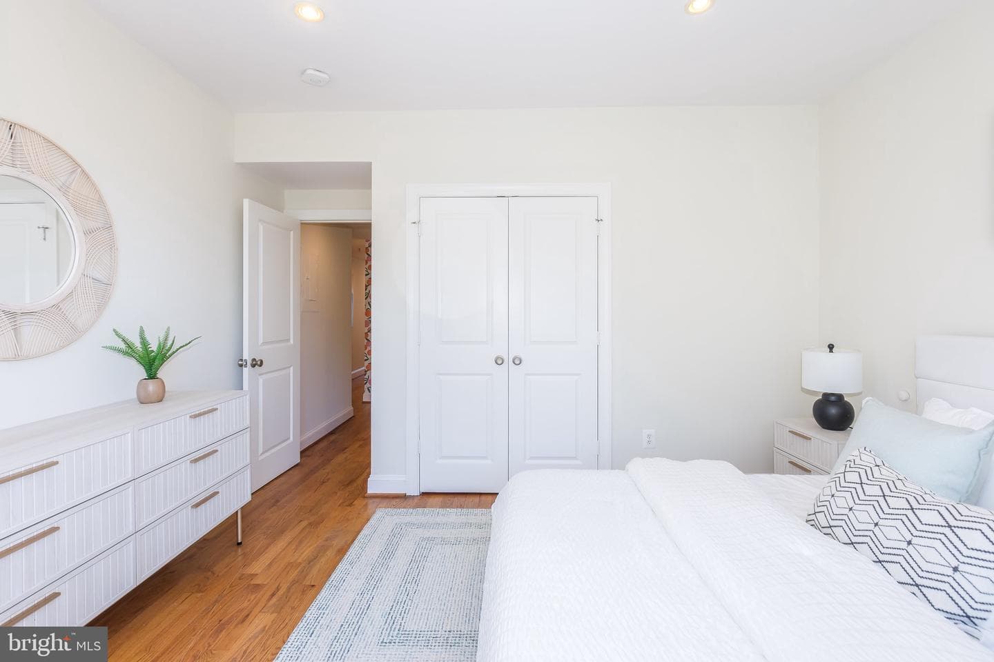 1116 C Street NE #202 photo 19
