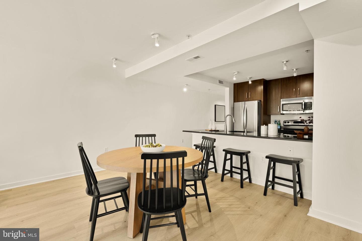 1423 Newton Street NW #204 photo 11