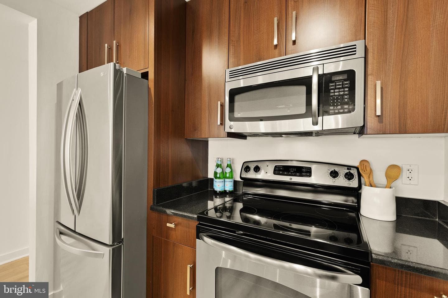 1423 Newton Street NW #204 photo 8