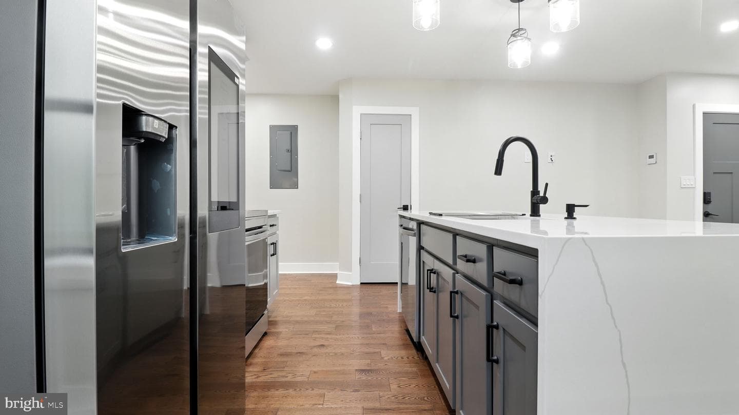 2256 High Street SE #2 photo 9