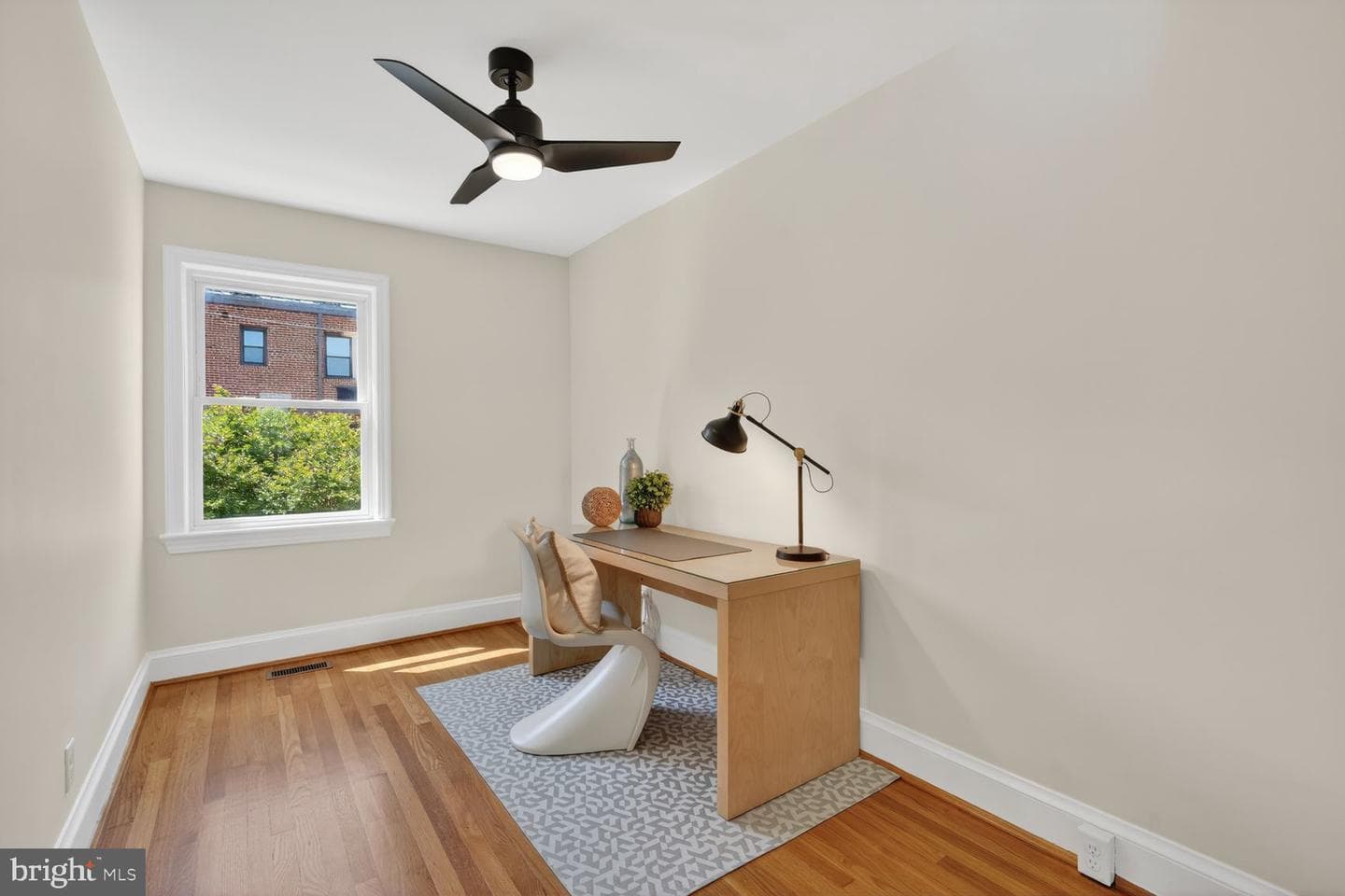 308 Emerson Street NW photo 18
