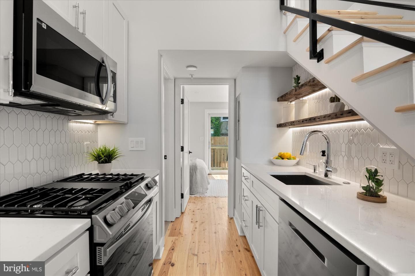 1417 Maryland Avenue NE #1 photo 10