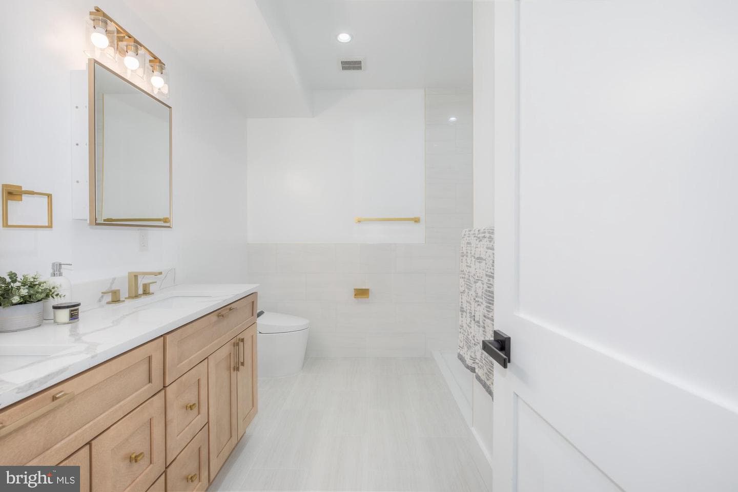 1218 5th Street NE #1 photo 14