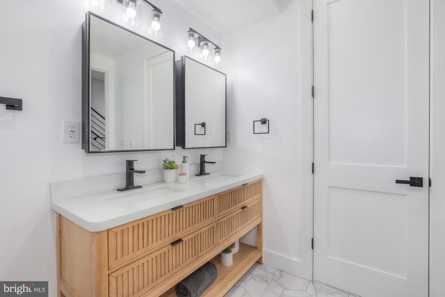 1218 5th Street NE #1 photo 19