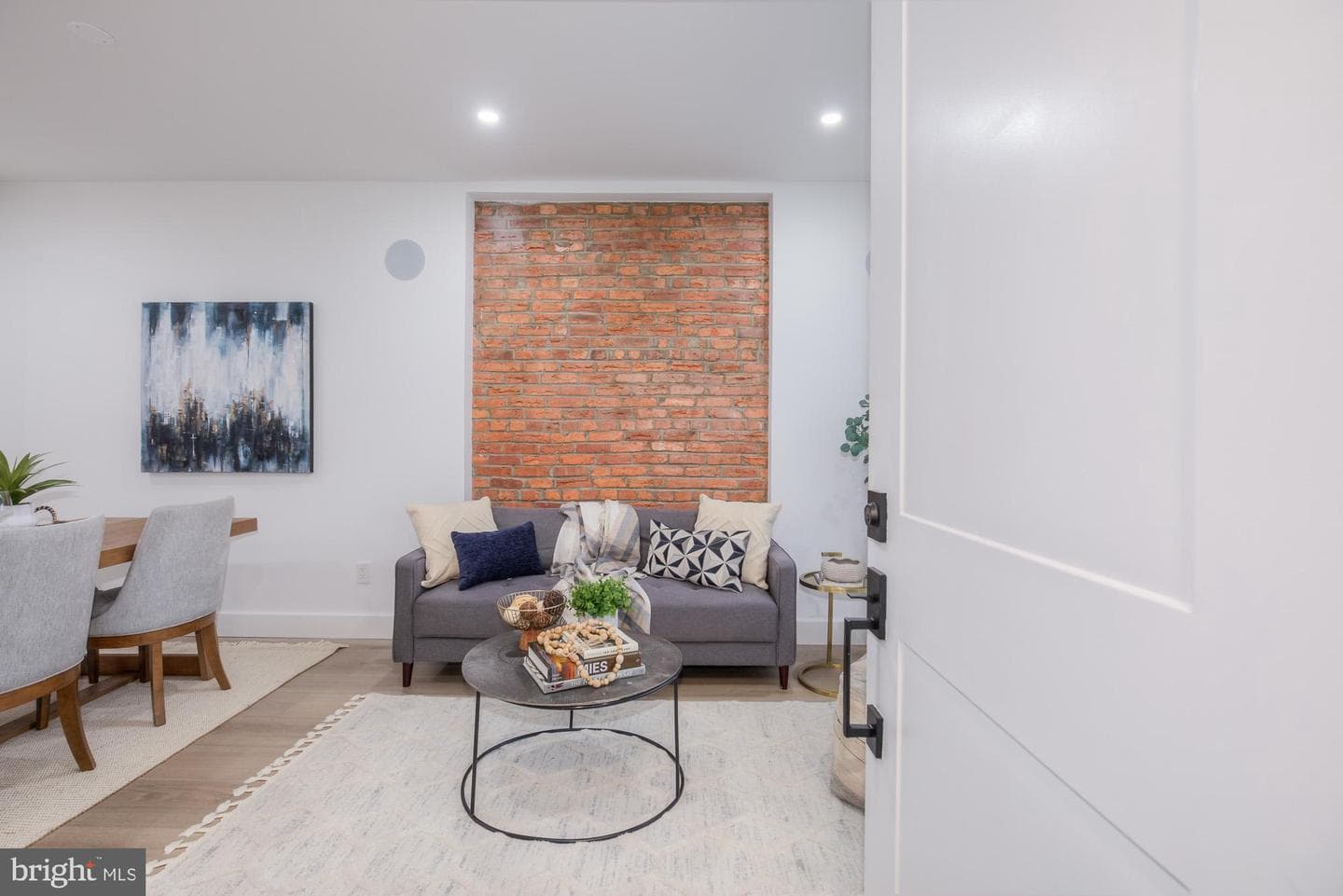 1218 5th Street NE #1 photo 4