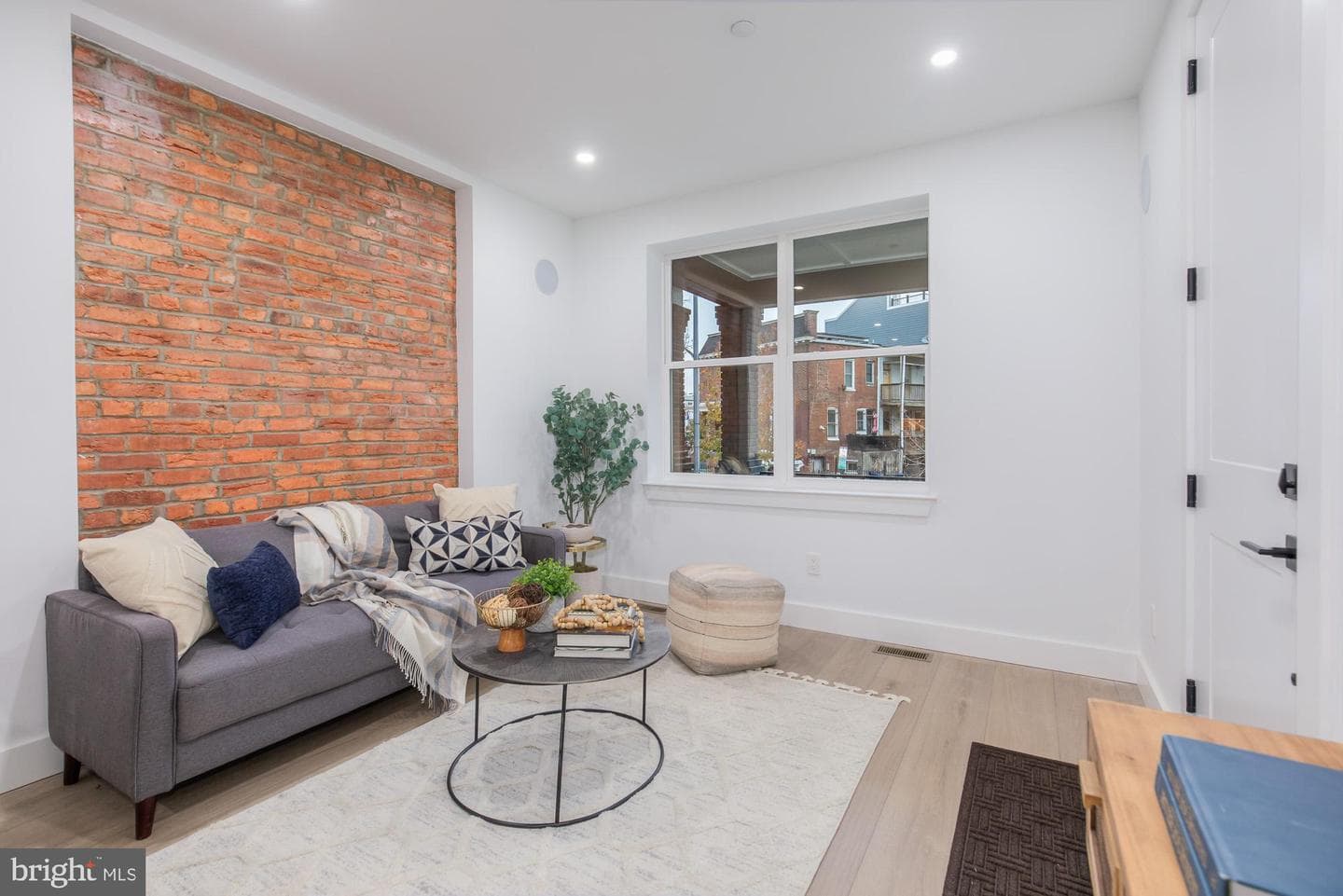 1218 5th Street NE #1 photo 5