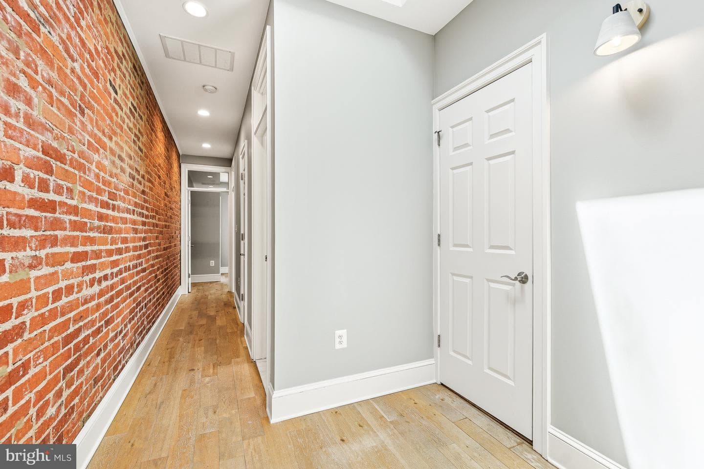 822 11th Street NE photo 29