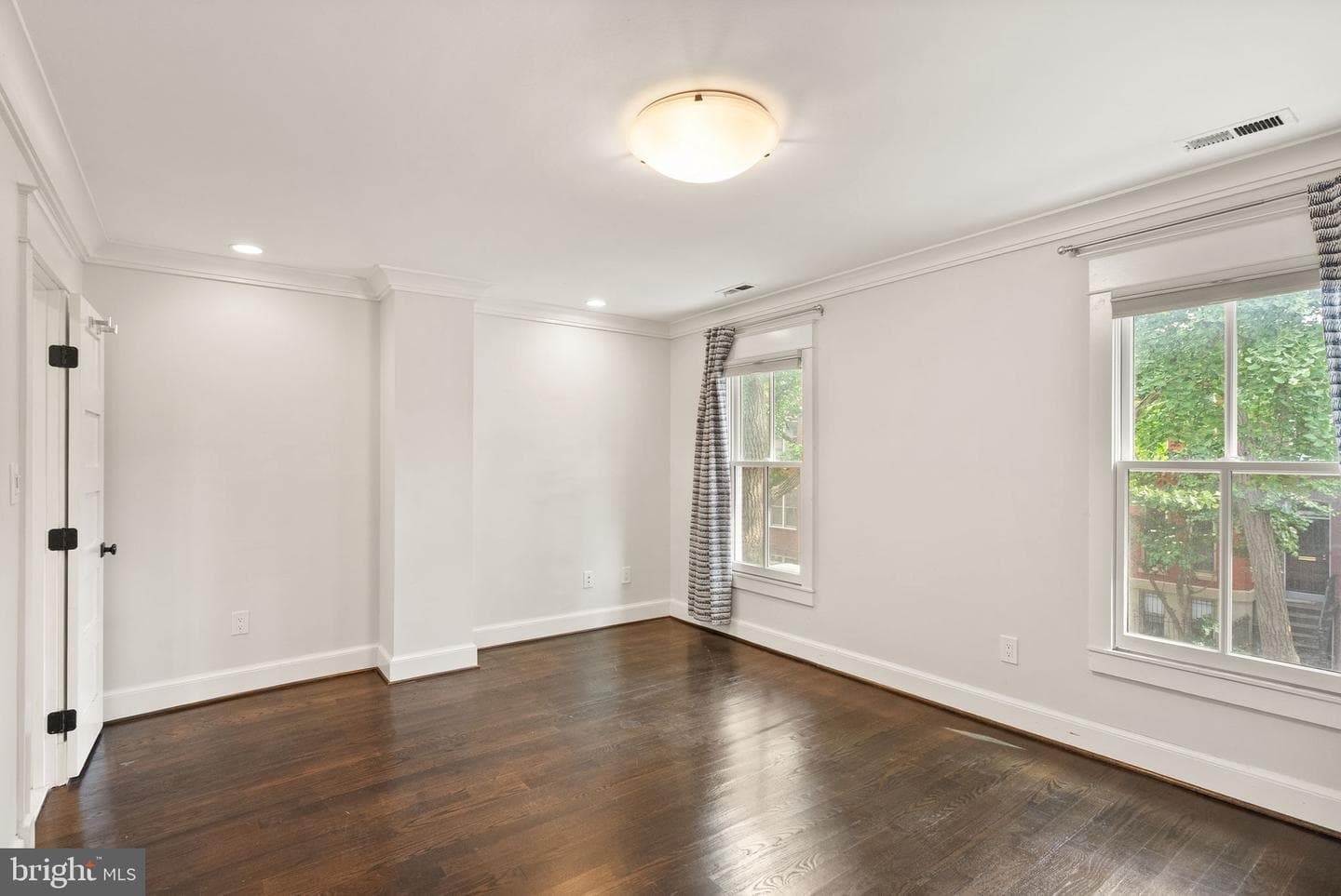 1419 Swann Street NW photo 23