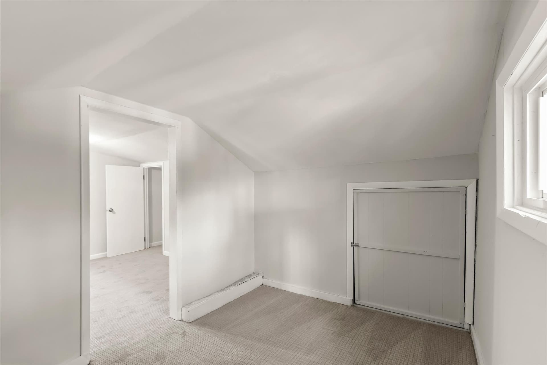 1403 Newton Street NE photo 28