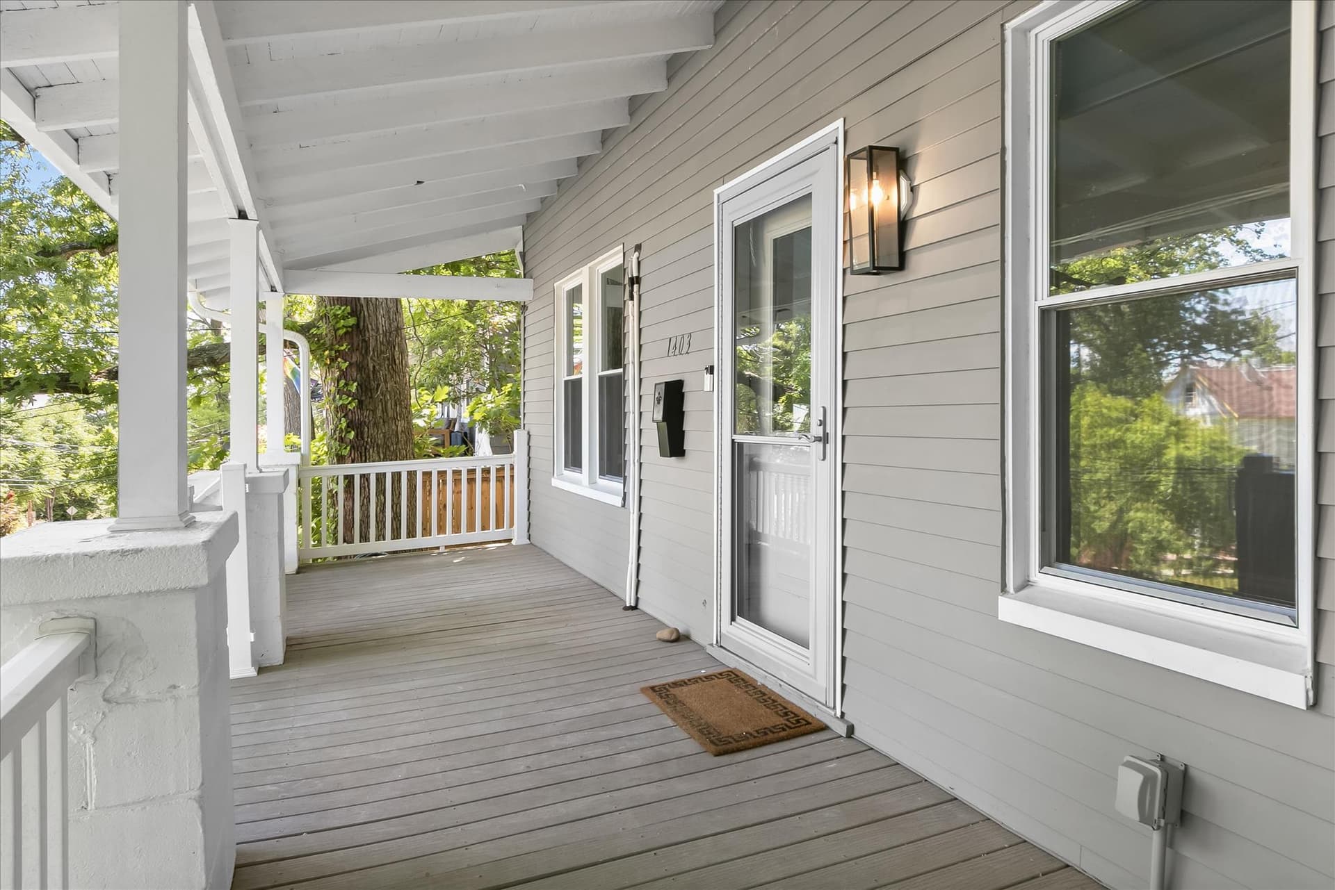 1403 Newton Street NE photo 3