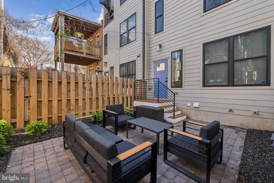 1485 Monroe Street NW #1 photo 11