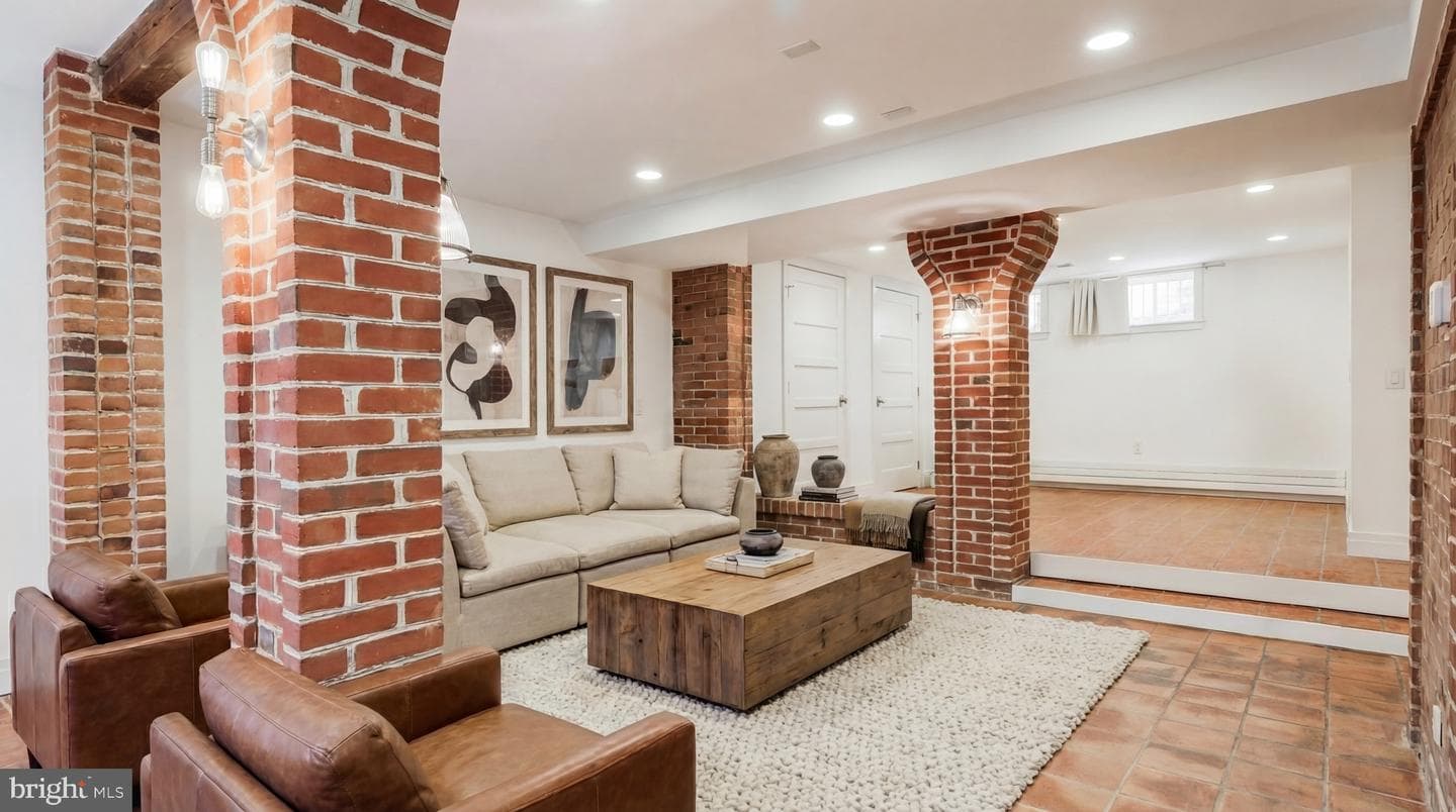 5521 Potomac Avenue NW photo 43