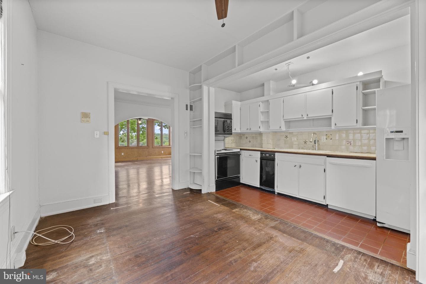 2812 Adams Mill Road NW photo 12