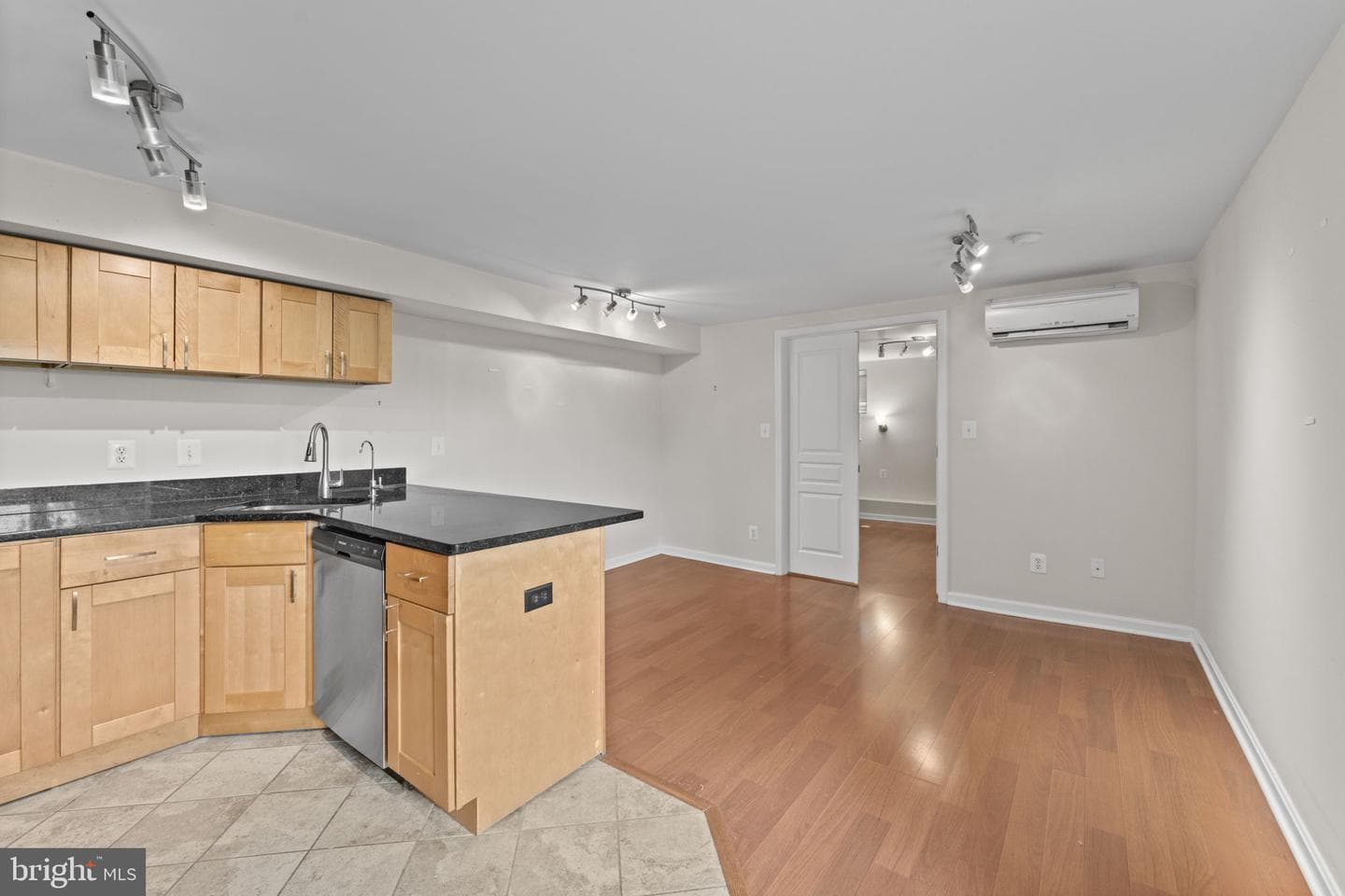 2812 Adams Mill Road NW photo 33