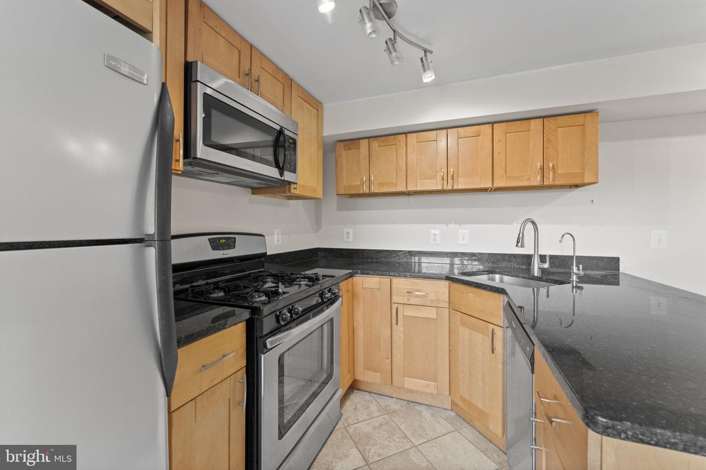 2812 Adams Mill Road NW photo 35