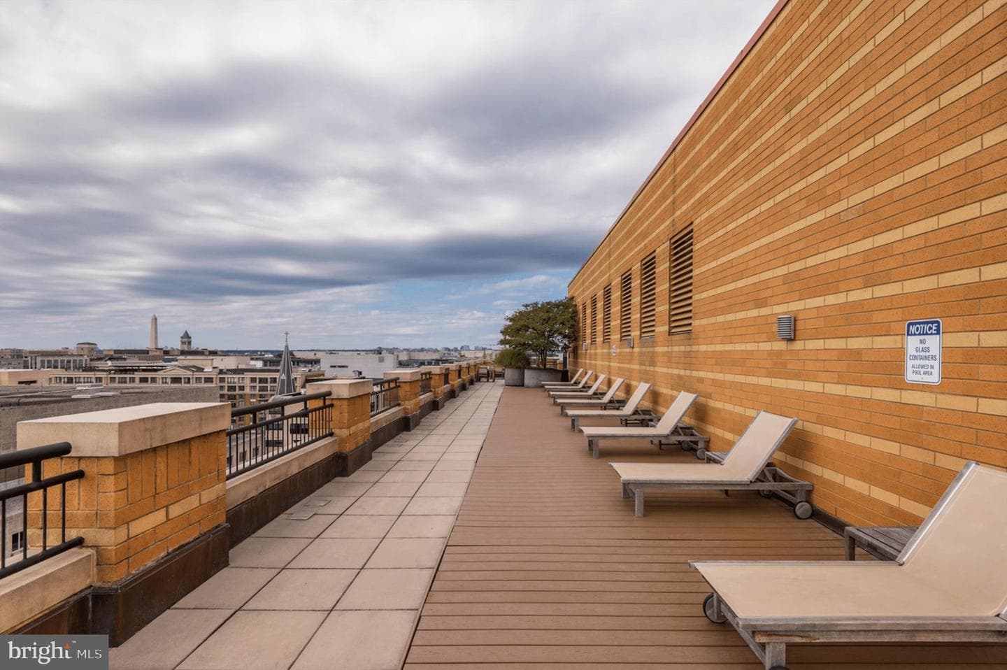 400 Massachusetts Avenue NW #621 photo 33