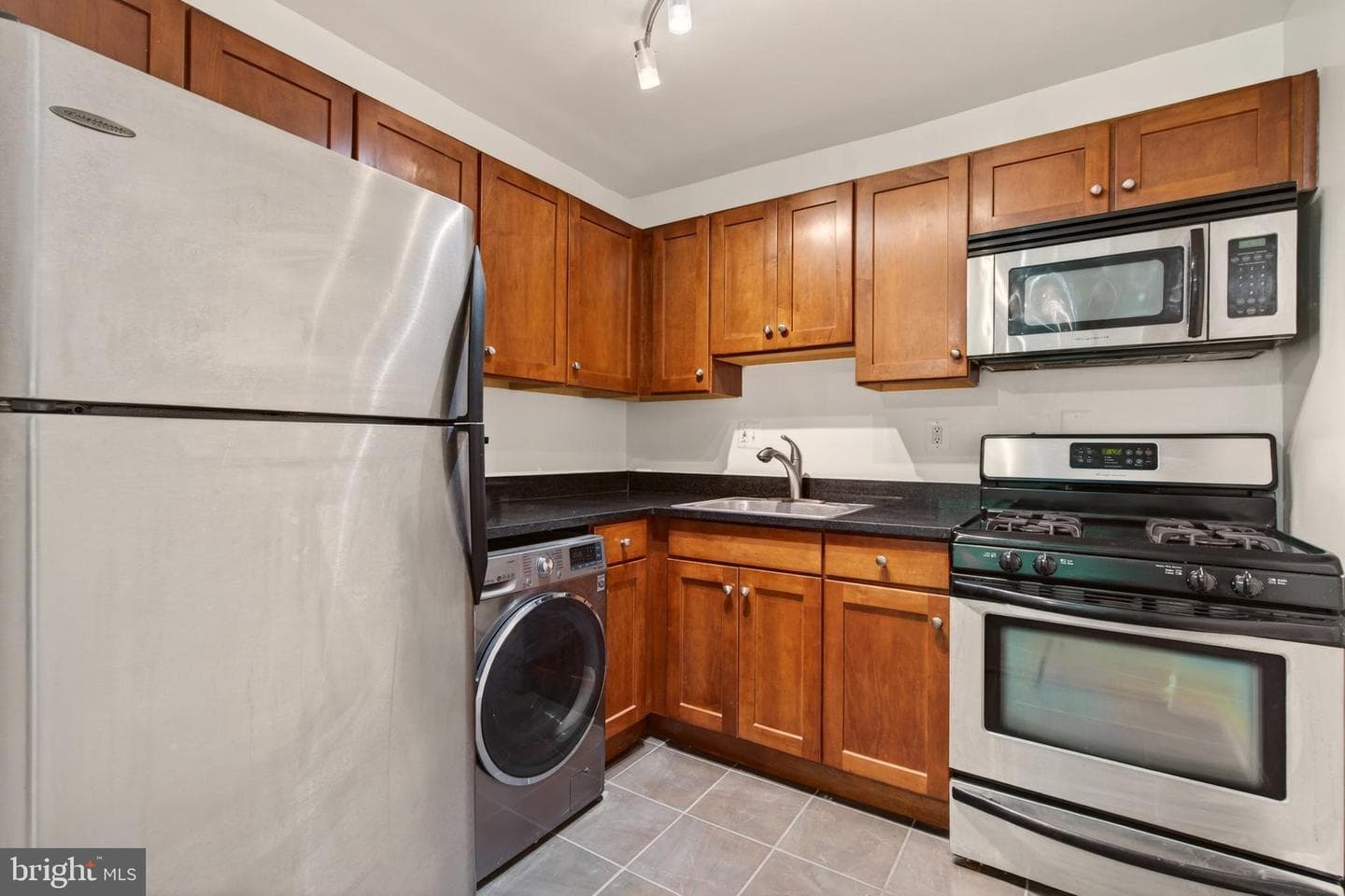 3103 Naylor Road SE #101 photo 13