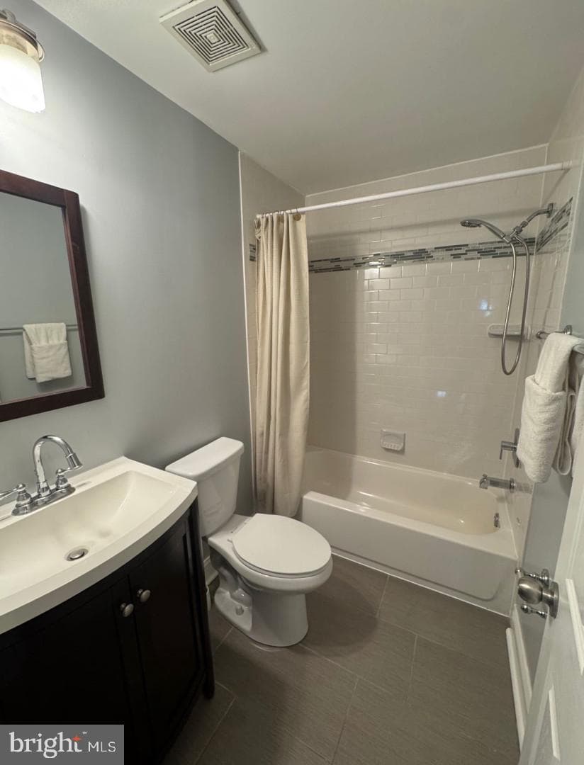 4818 Sheriff Road NE photo 26
