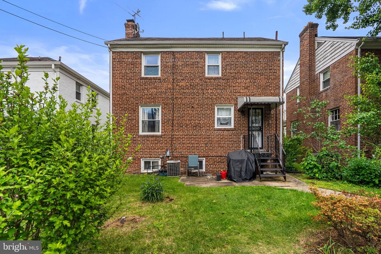 1828 Michigan Avenue NE photo 33