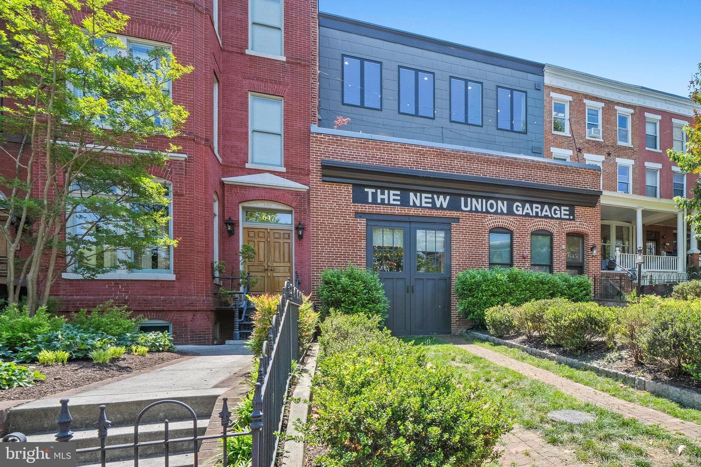 645 Maryland Avenue NE #301