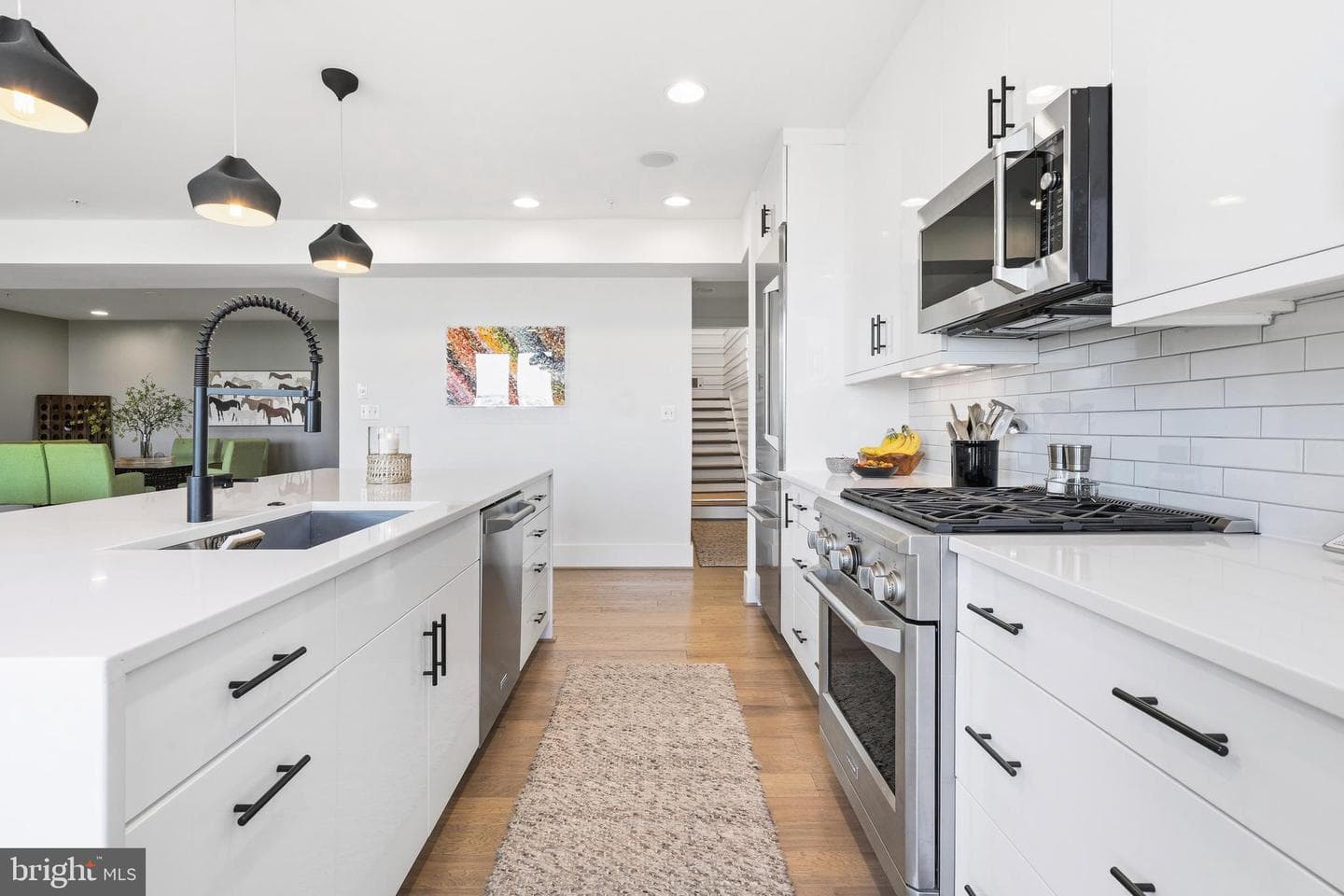 645 Maryland Avenue NE #301 photo 17