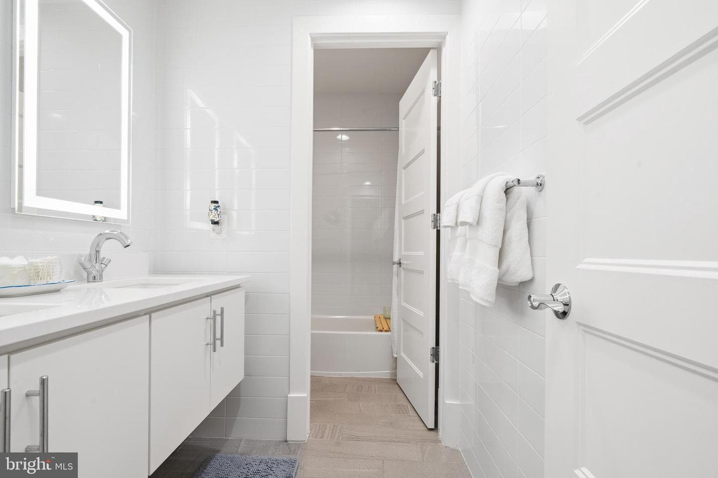 645 Maryland Avenue NE #301 photo 47