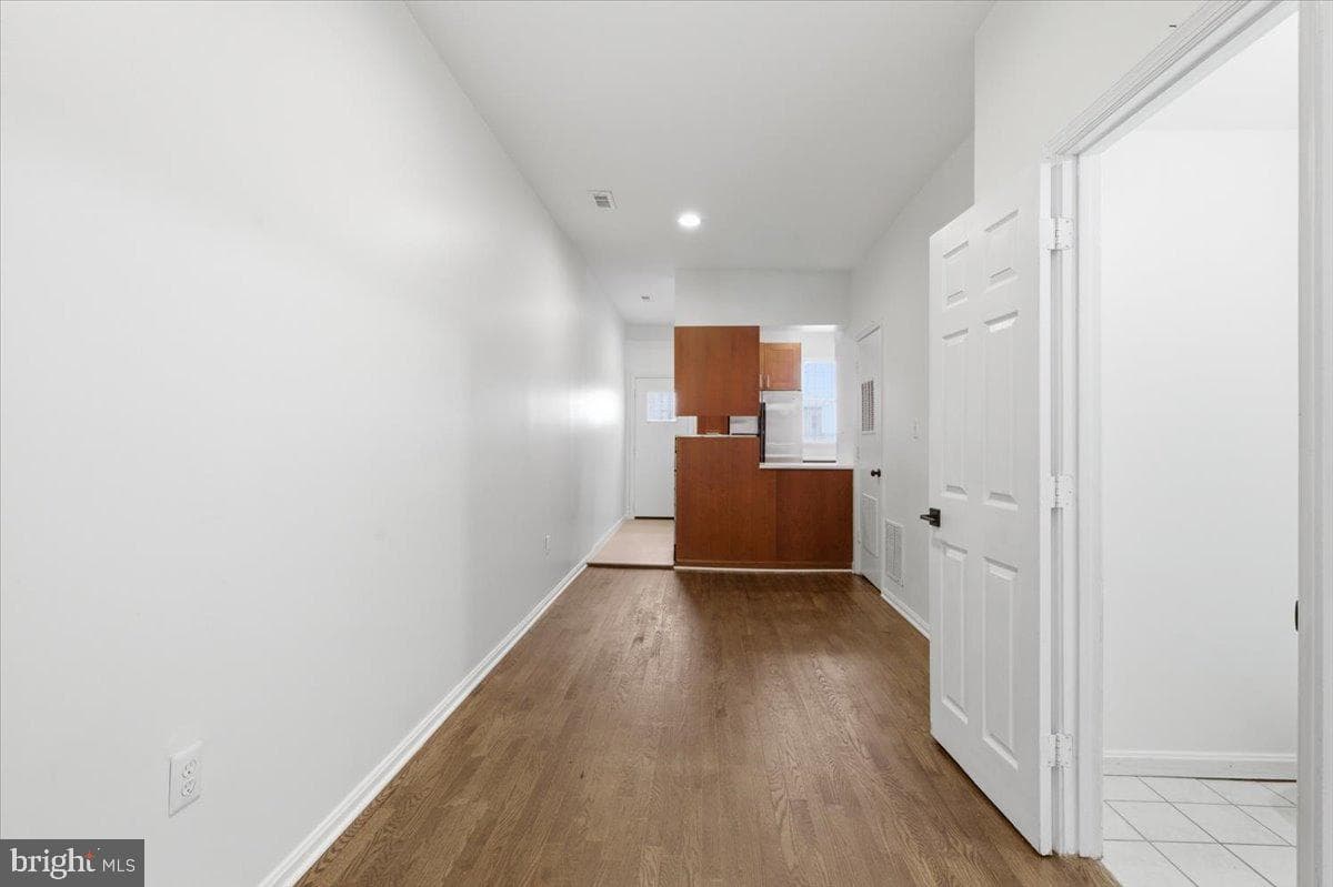 1265 Morse Street NE photo 10