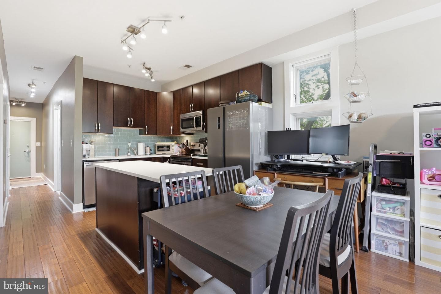 245 15th Street SE #301 photo 9