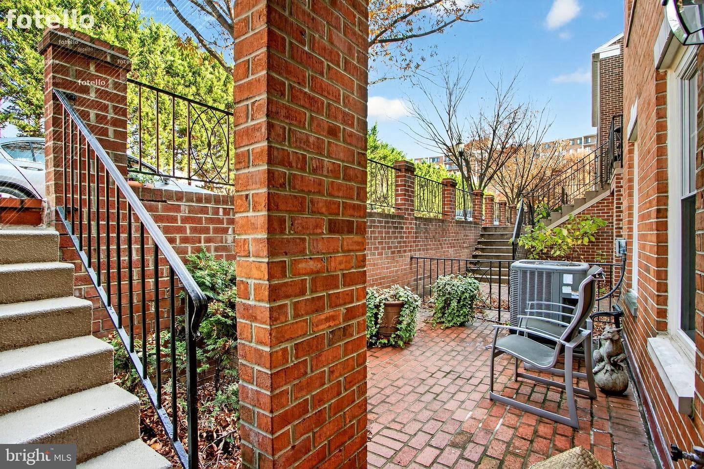 3297 Sutton Place NW #c photo 3