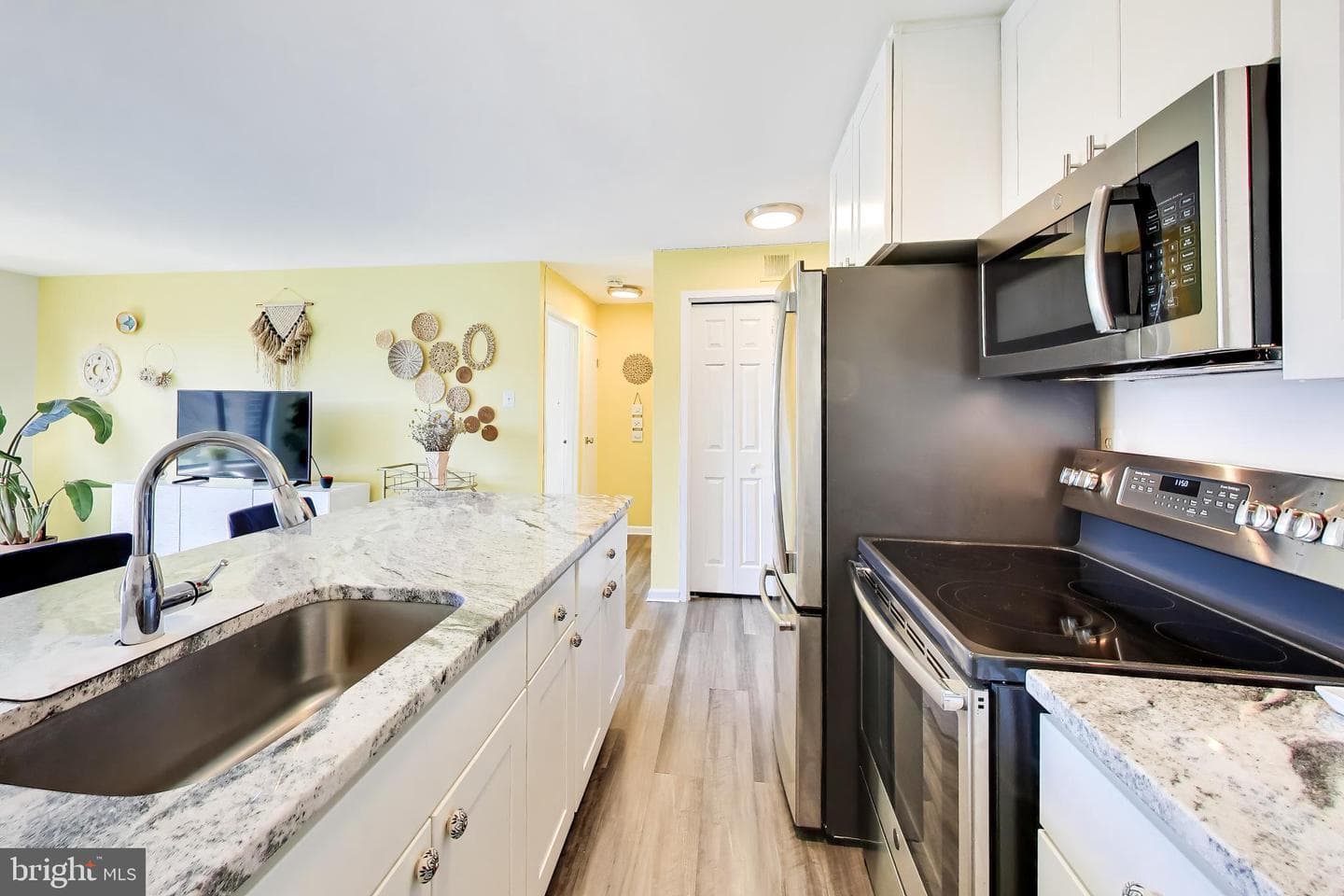 2501 Calvert Street NW #711 photo 8