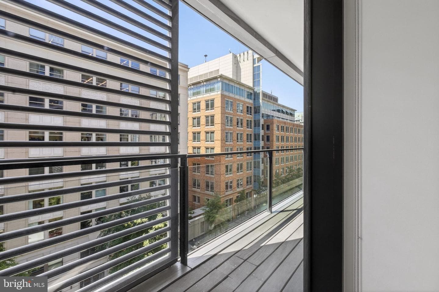 925 H Street NW #606 photo 36