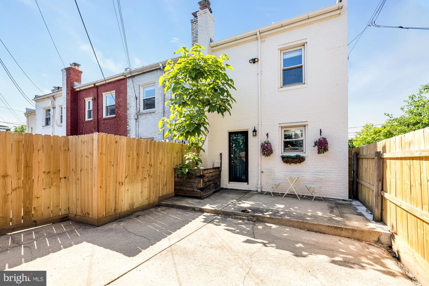 410 Franklin Street NE photo 32