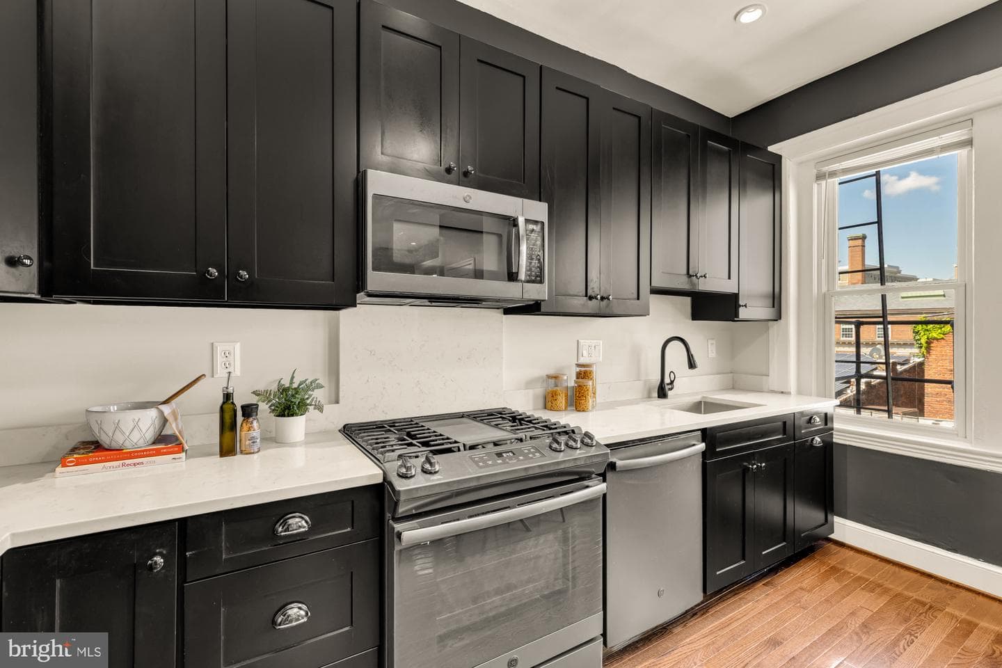 1860 California Street NW #401 photo 5