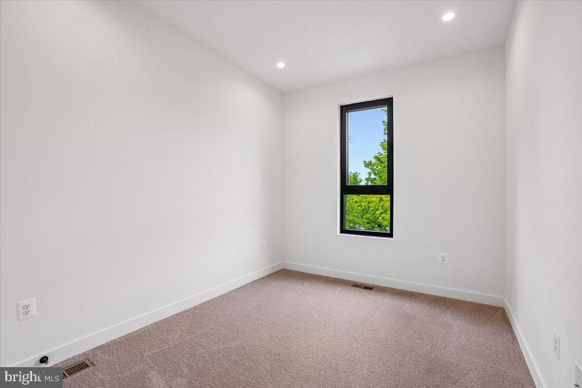 4900 Astor Place SE photo 20