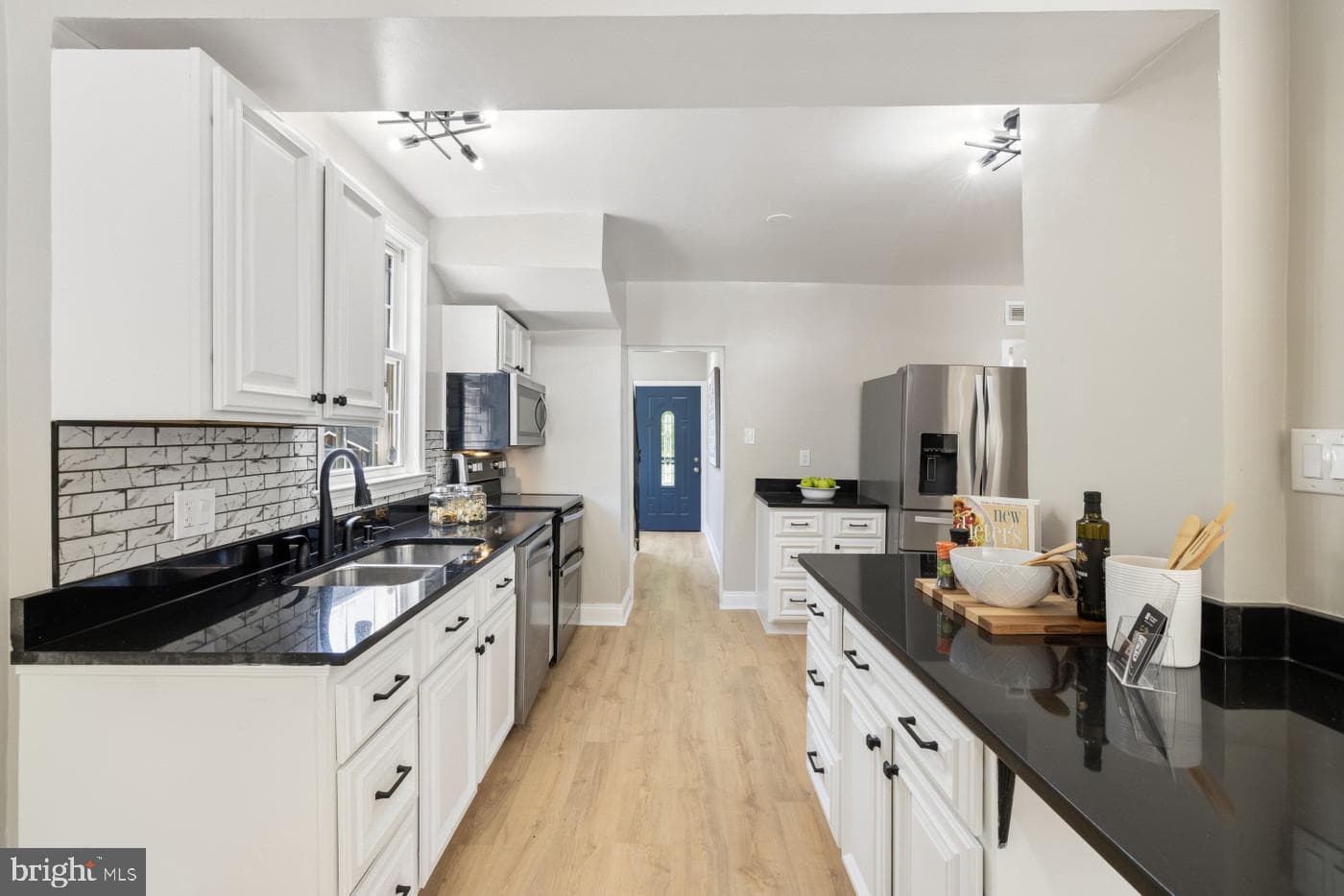 4037 22nd Street NE photo 15