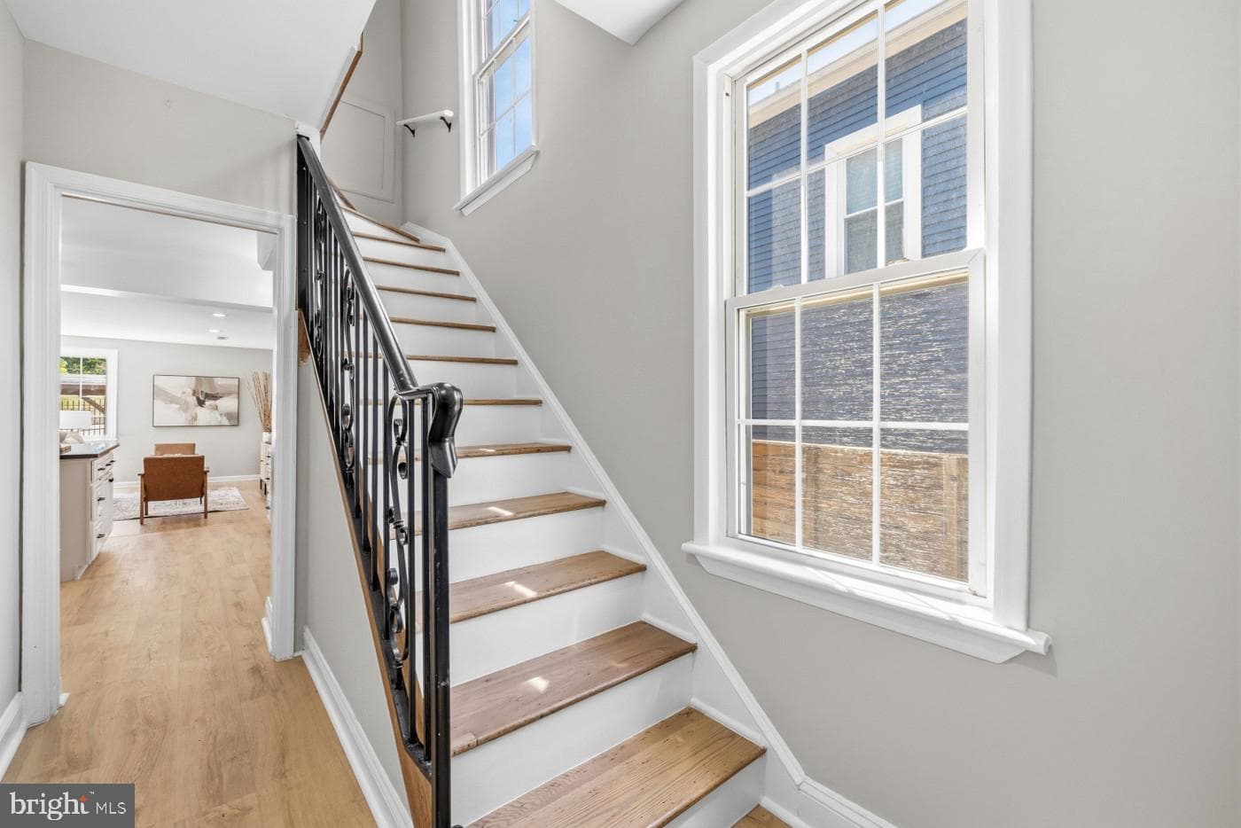 4037 22nd Street NE photo 9