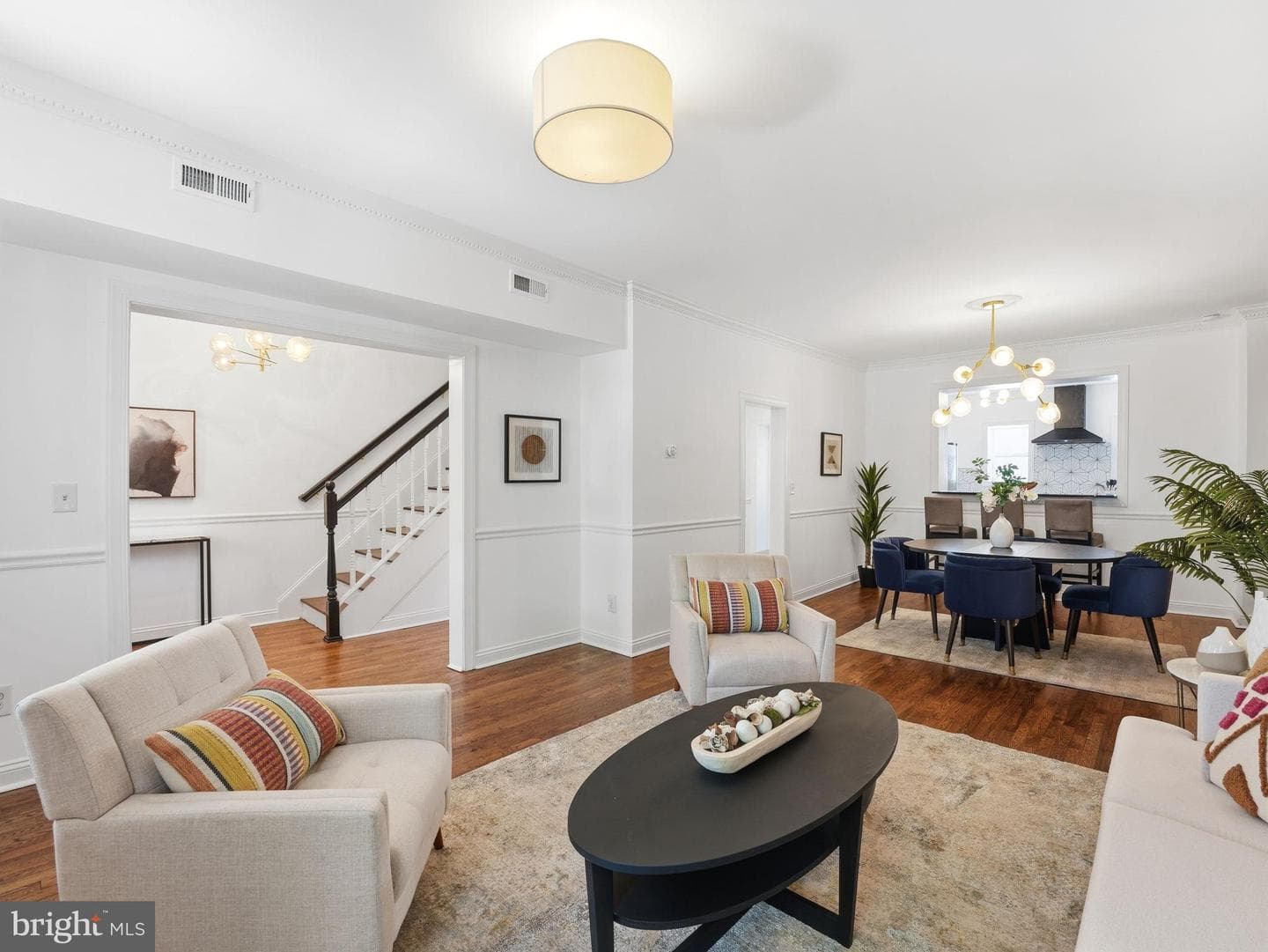 508 Kenyon Street NW photo 8